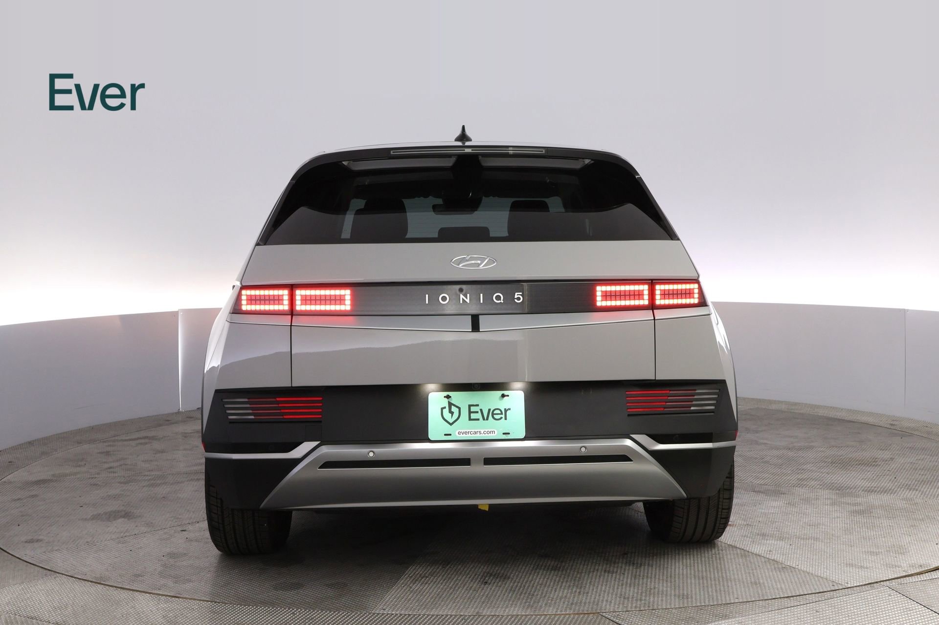 Used 2024 Hyundai Ioniq 5 SEL image 15