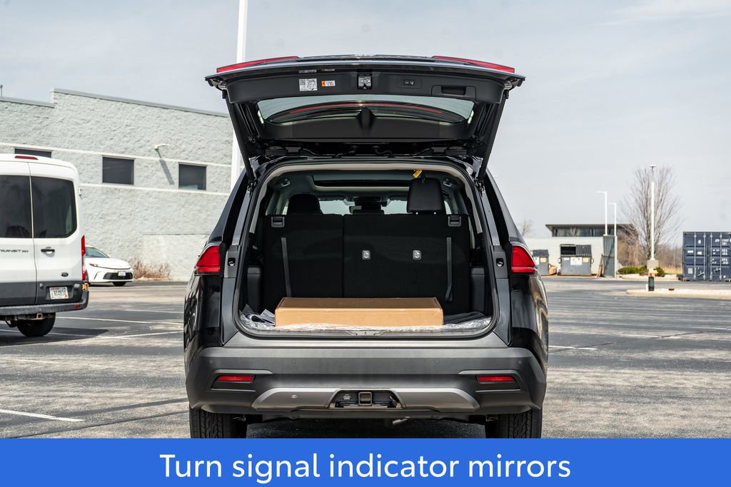 New 2026 Toyota Grand Highlander Platinum image 10