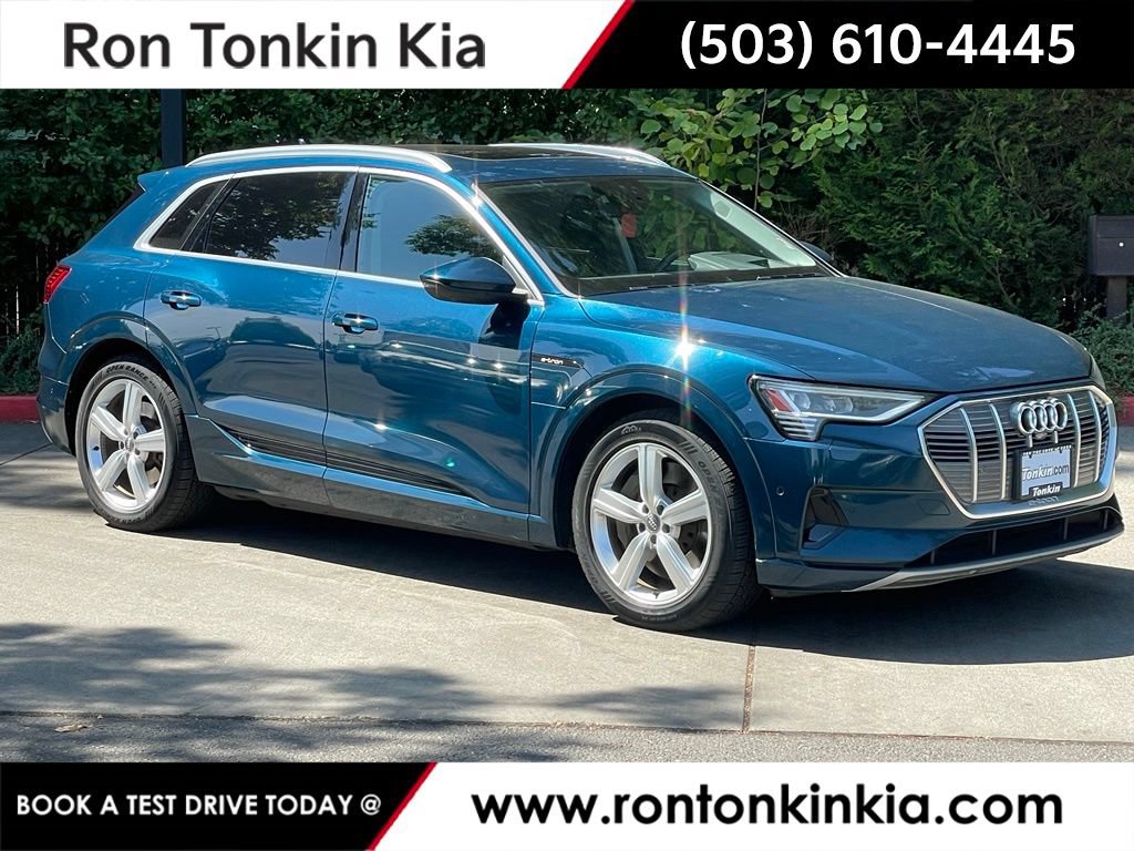 Used 2019 Audi e-tron Prestige w/ Prestige Package AWD/4WD image 1