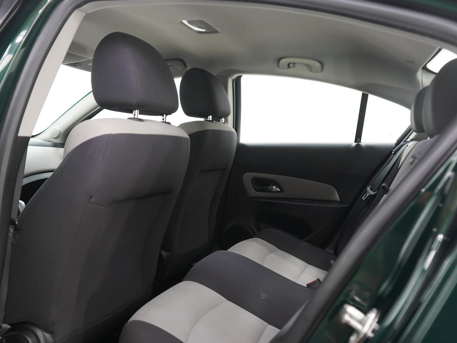 Used 2014 Chevrolet Cruze LS FWD image 16