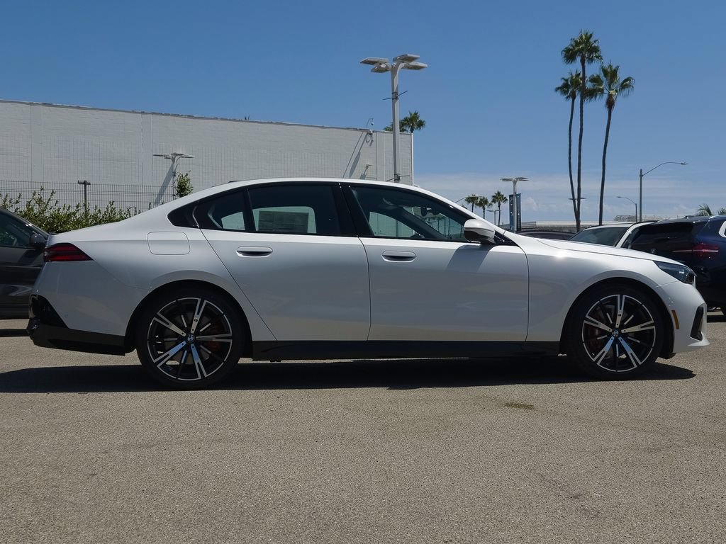 New 2027 BMW 530i w/ M Sport Package RWD image 3