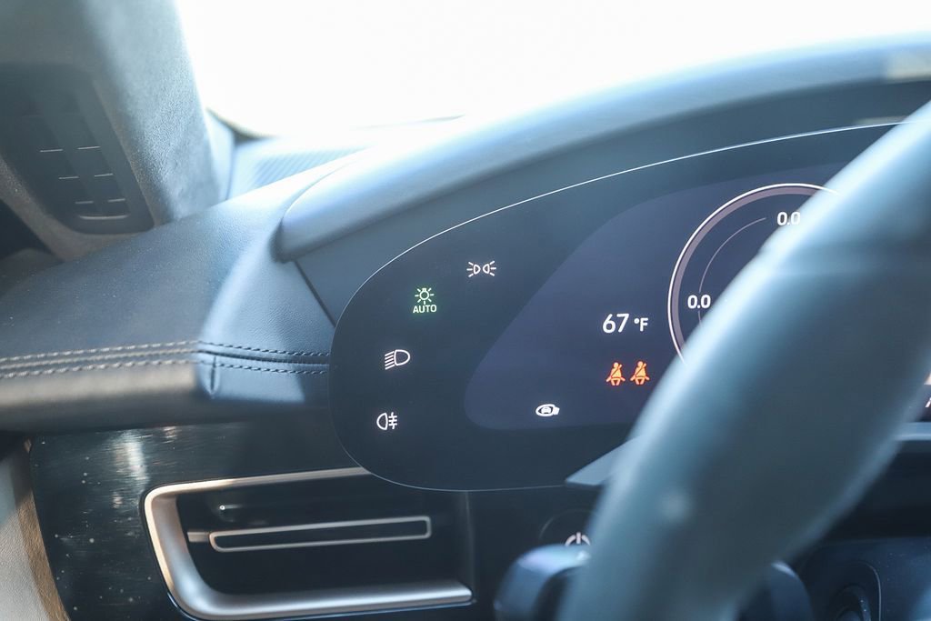 Used 2023 Porsche Taycan GTS image 33