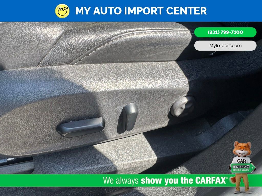 Used 2020 Buick Envision Essence w/ LPO, Cargo Package AWD/4WD image 14