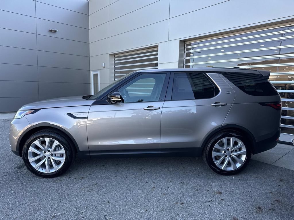 New 2026 Land Rover Discovery S AWD/4WD image 4