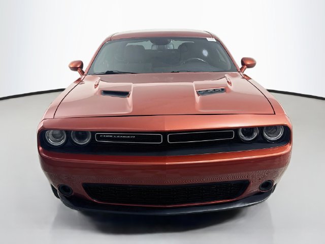 Used 2021 Dodge Challenger SXT RWD image 2