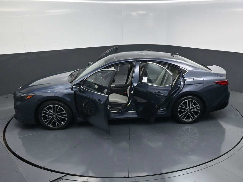 Used 2026 Toyota Camry XLE w/ Premium Plus Package image 24