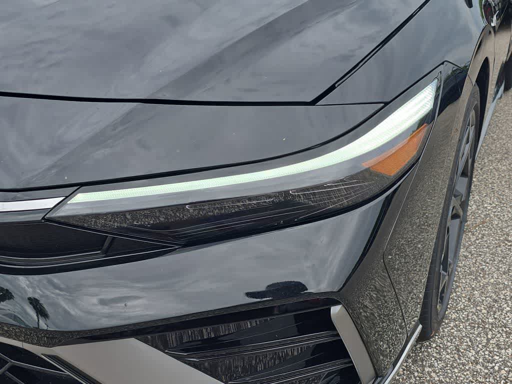 New 2026 Hyundai Elantra N Line FWD image 11