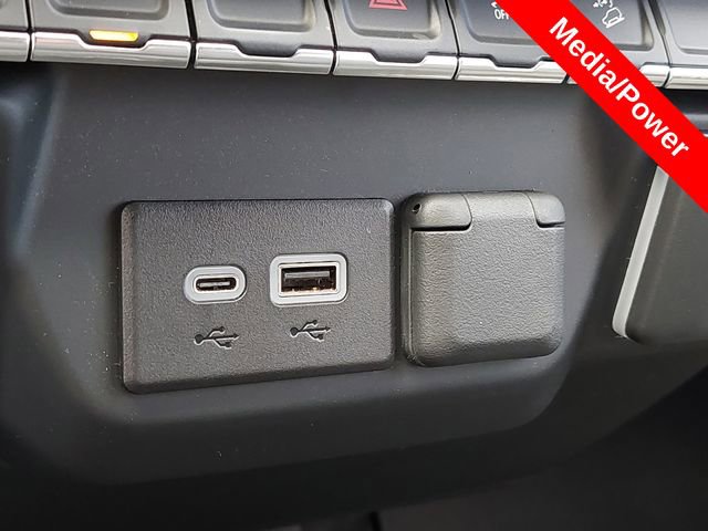 Used 2024 Chevrolet Silverado 2500 Custom w/ Custom Convenience Package image 23