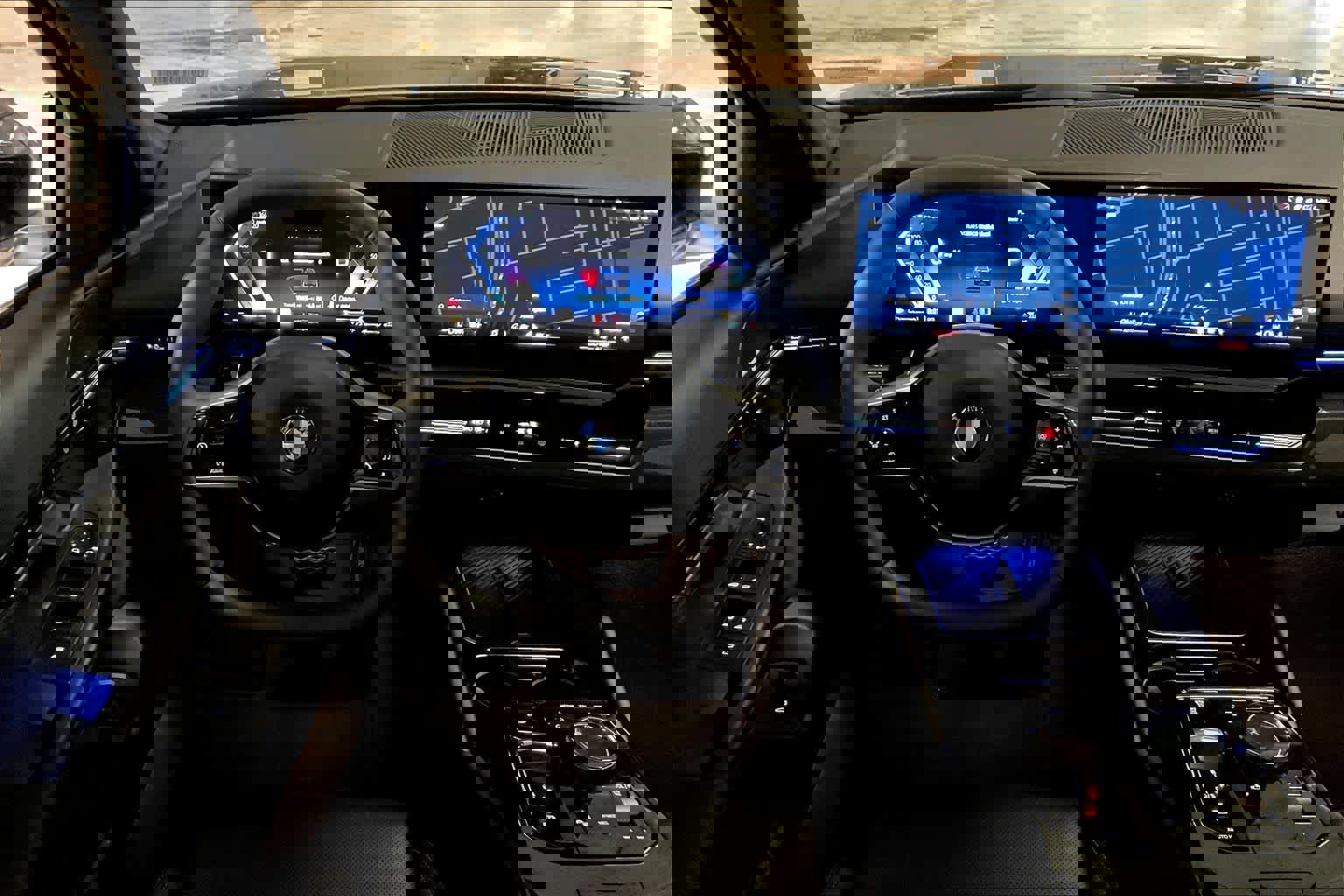 Certified 2025 BMW 530i image 5