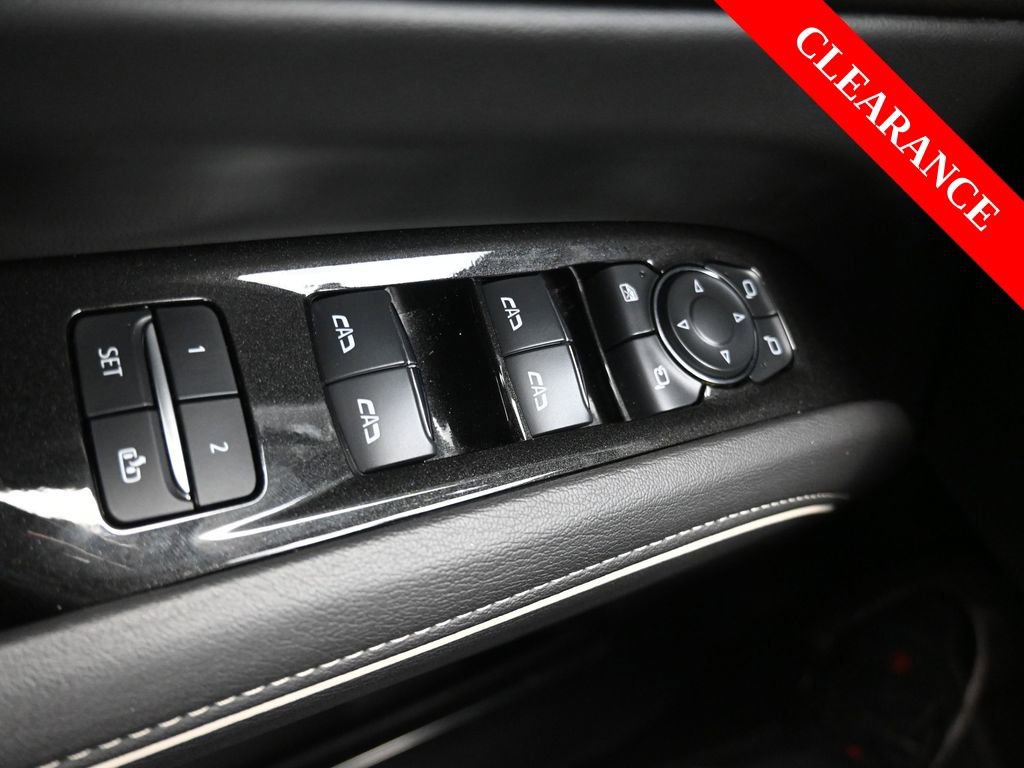 Used 2024 Cadillac Escalade ESV Sport w/ Heavy-Duty Trailer Package image 32