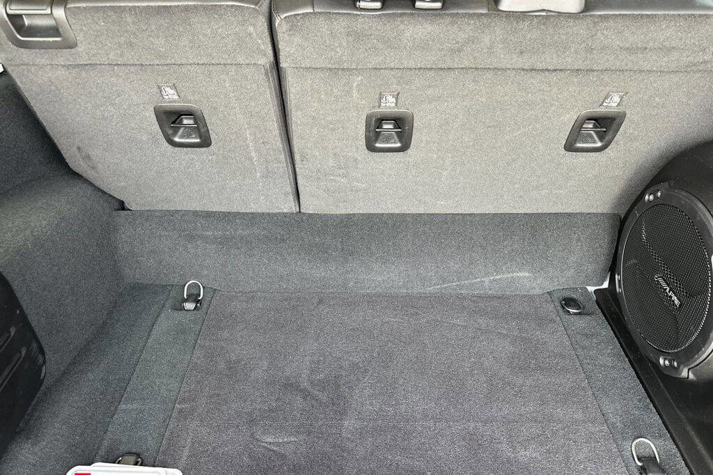 Used 2023 Jeep Wrangler Unlimited Rubicon 4xe w/ Steel Bumper Group image 15