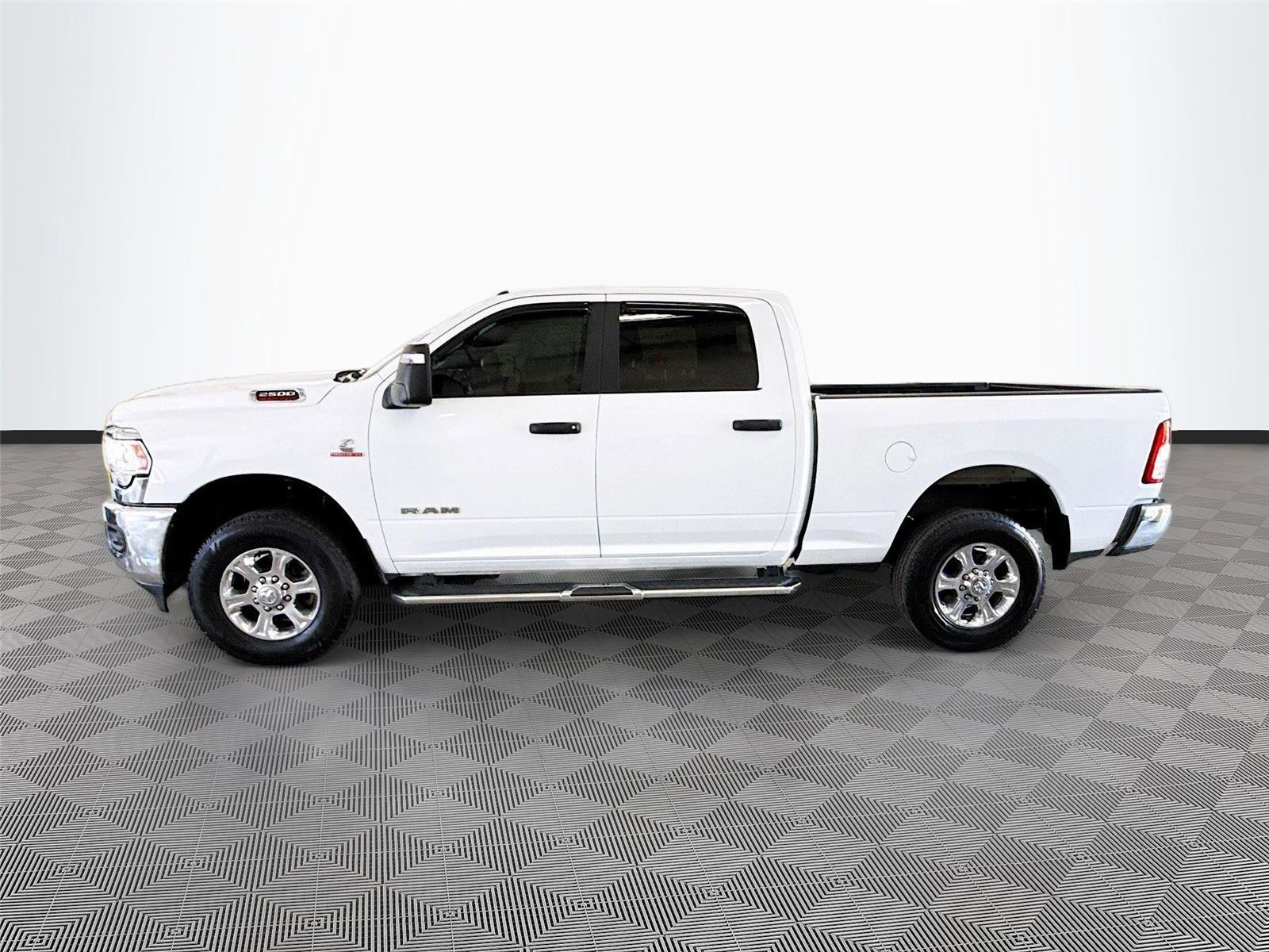 Used 2024 RAM 2500 Big Horn AWD/4WD image 4