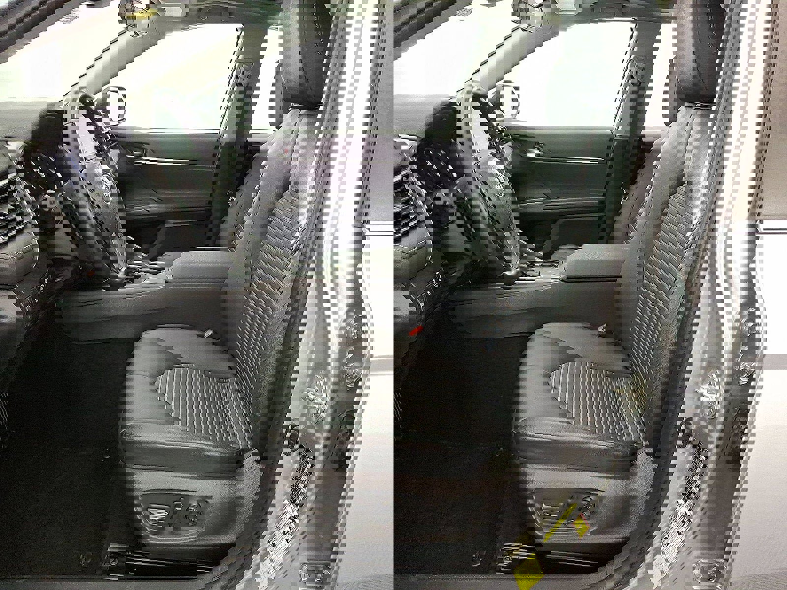 Certified 2021 Toyota Camry SE w/ Cold Weather Package image 11