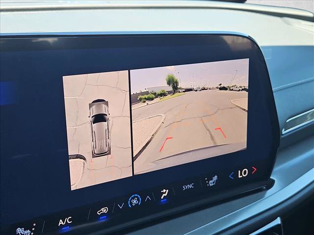 New 2027 Chevrolet Traverse LT w/ Driver Confidence Package FWD image 13