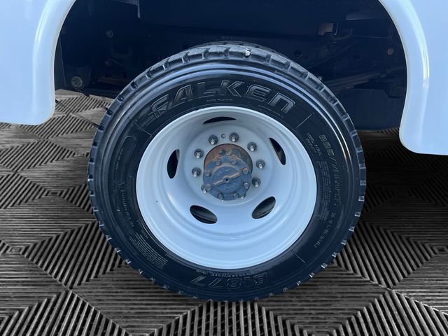 Used 2022 Ford F550 4x4 Regular Cab Super Duty image 14