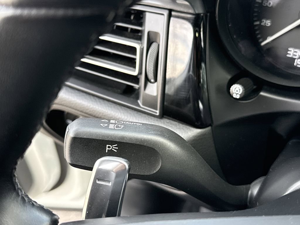 Used 2024 Porsche Macan Turbo image 26