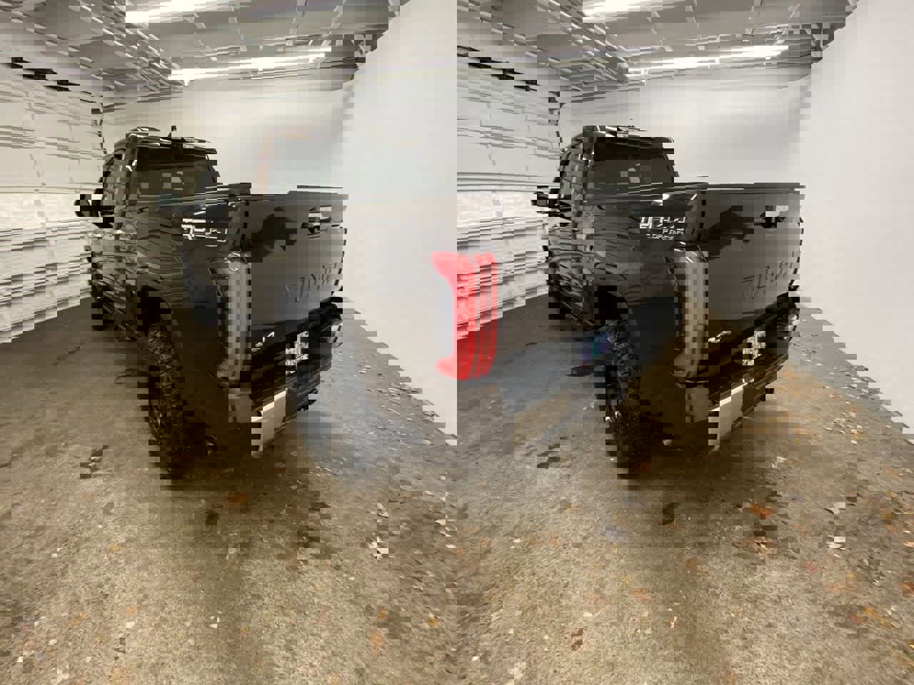 Used 2023 Toyota Tundra Limited w/ TRD Off-Road Package image 4