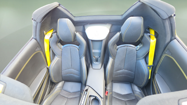 Used 2020 Chevrolet Corvette Stingray Premium Conv w/ 3LT Preferred Equipment Group RWD image 24