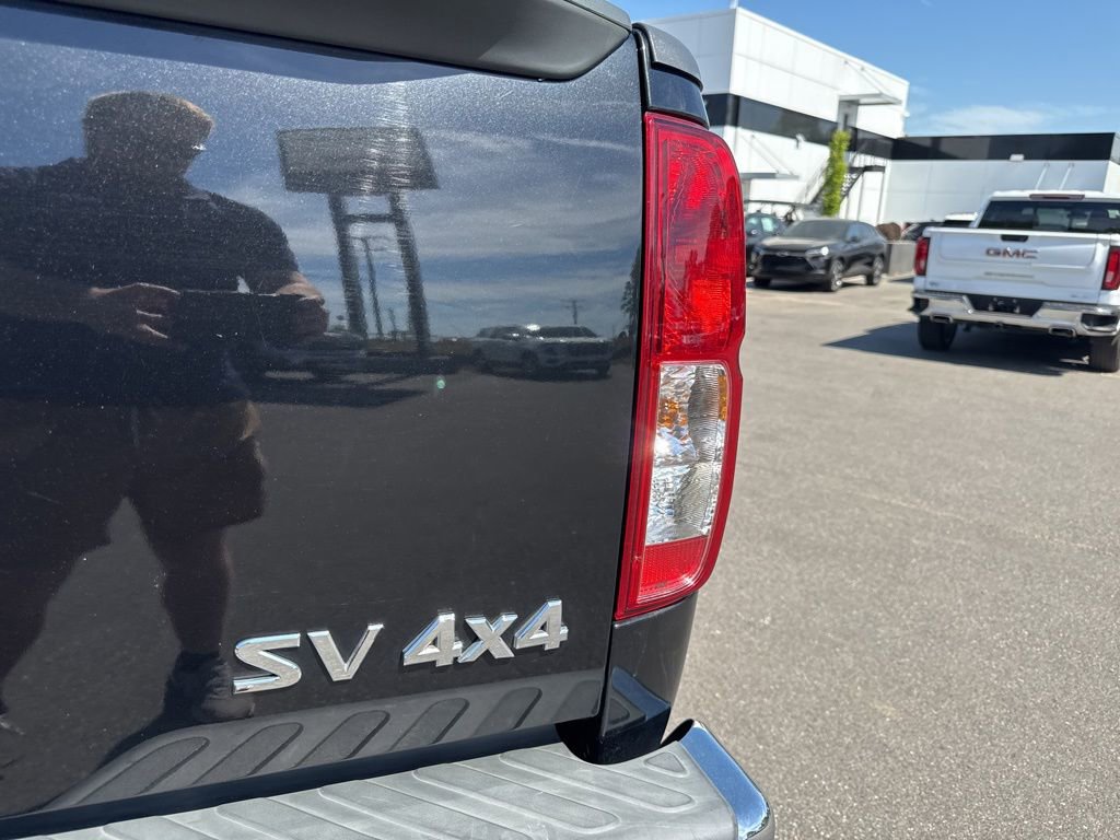 Used 2016 Nissan Frontier SV w/ SV Value Truck Package AWD/4WD image 27