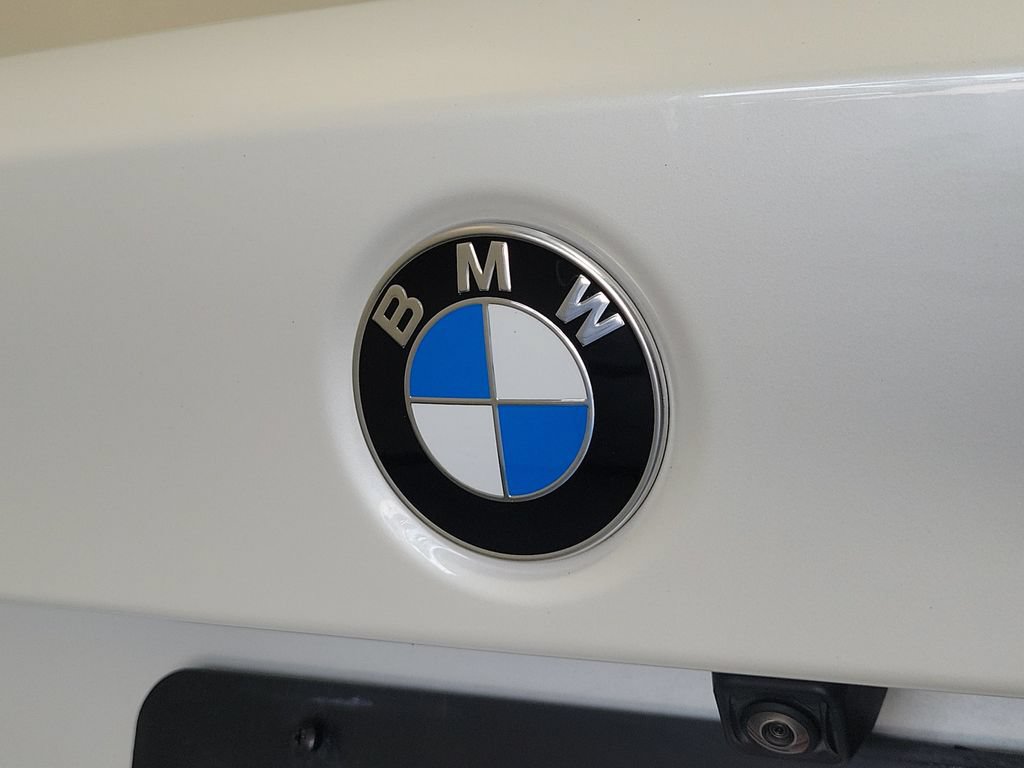 Used 2023 BMW 330i Sedan w/ Premium Package RWD image 8