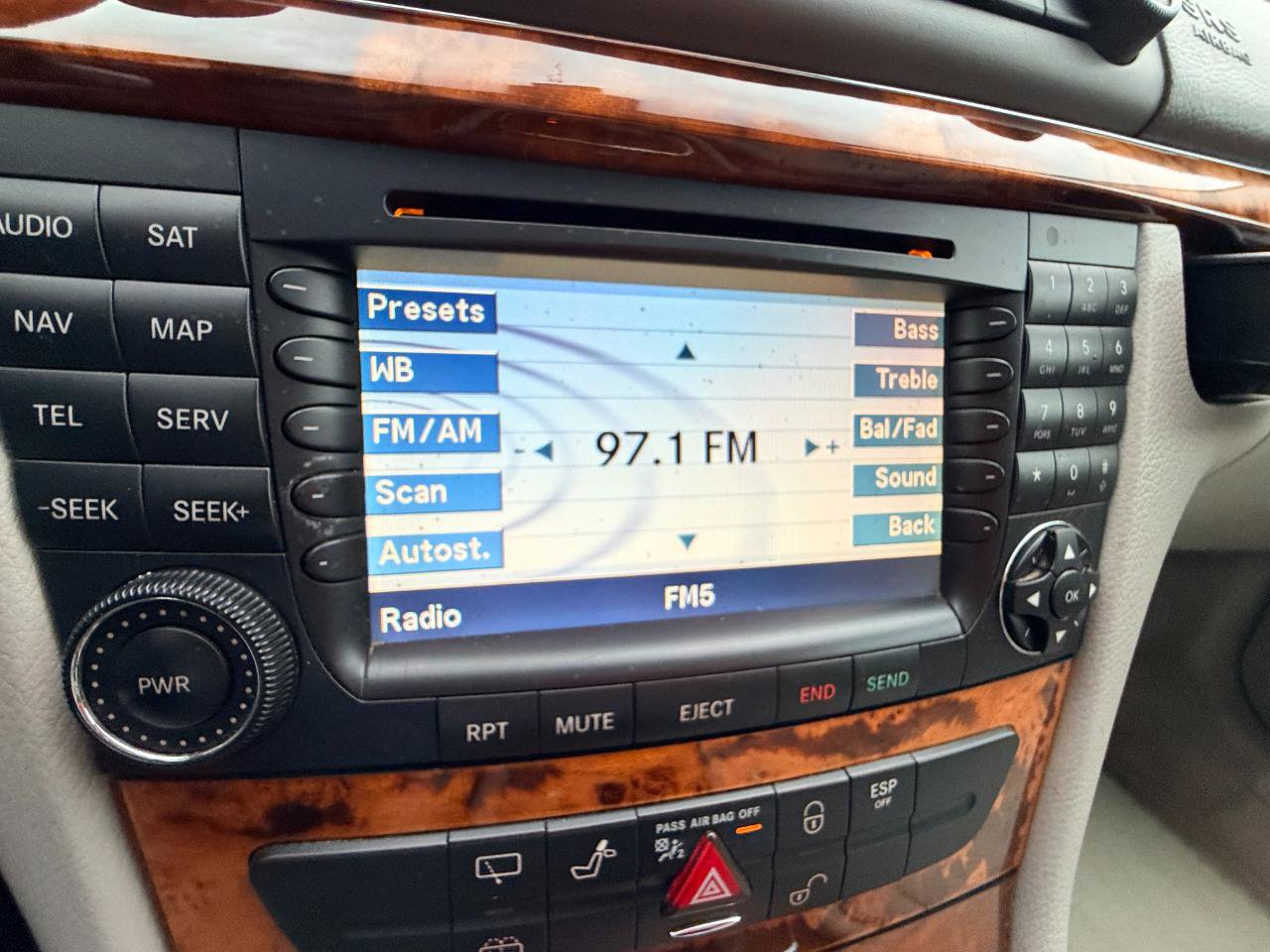 Used 2005 Mercedes-Benz E 320 Wagon image 22