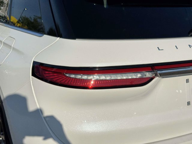 Used 2022 Lincoln Corsair AWD w/ Equipment Group 101A image 10