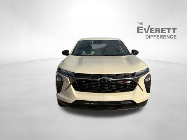 New 2026 Chevrolet Trax RS w/ Driver Confidence Package FWD image 2
