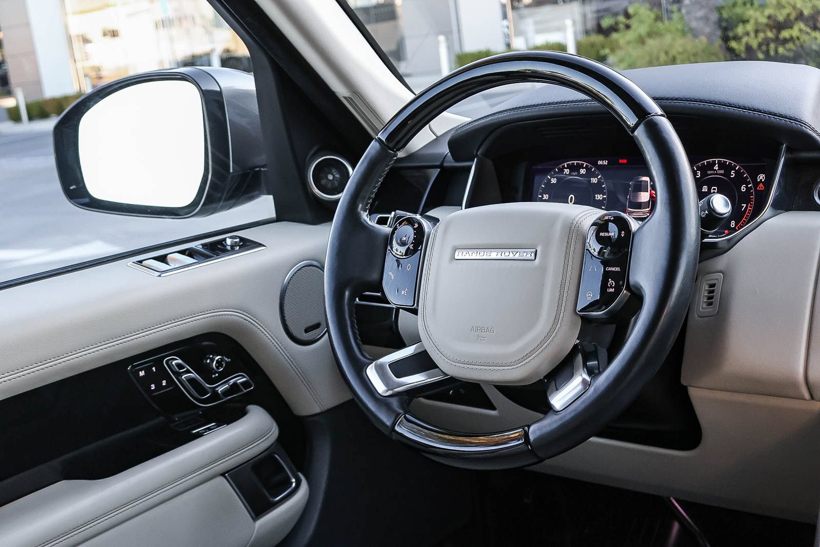 Used 2020 Land Rover Range Rover HSE AWD/4WD image 26