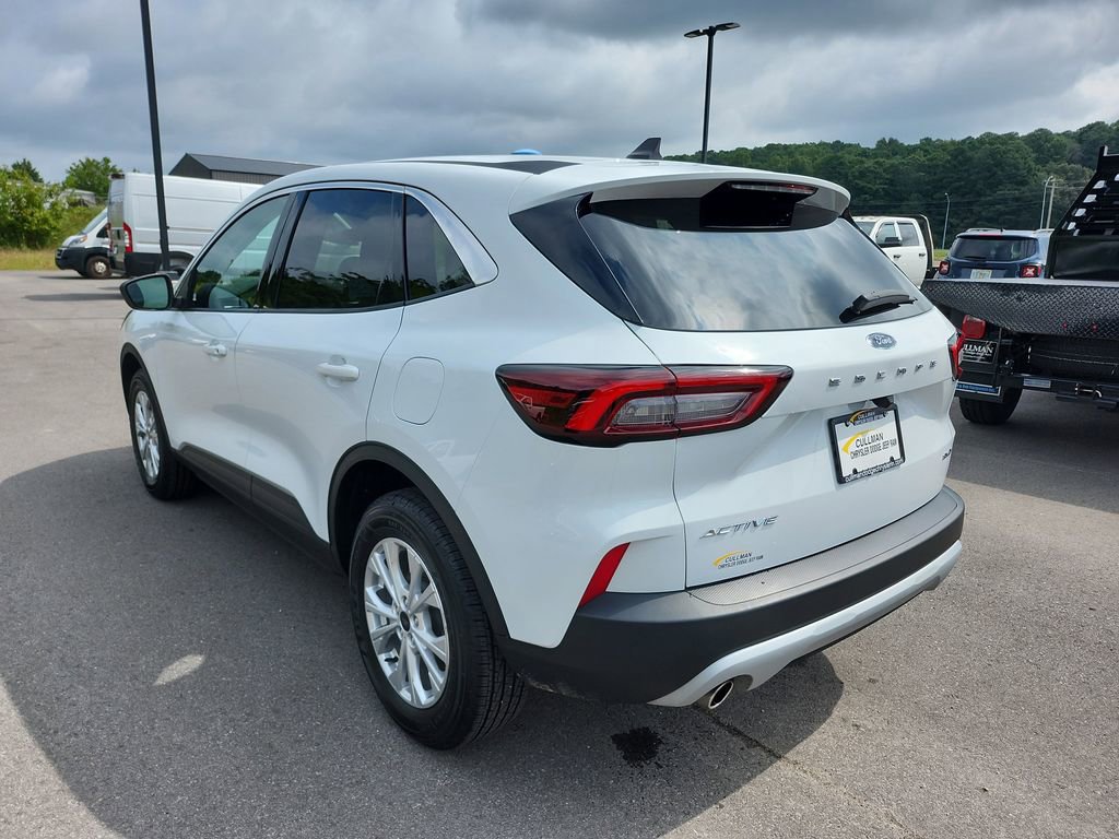 Used 2023 Ford Escape Active image 5