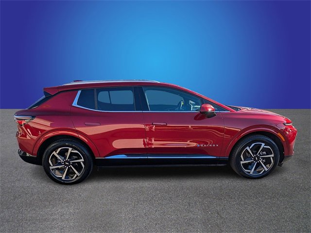 Used 2025 Chevrolet Equinox EV LT w/ Convenience Package image 6