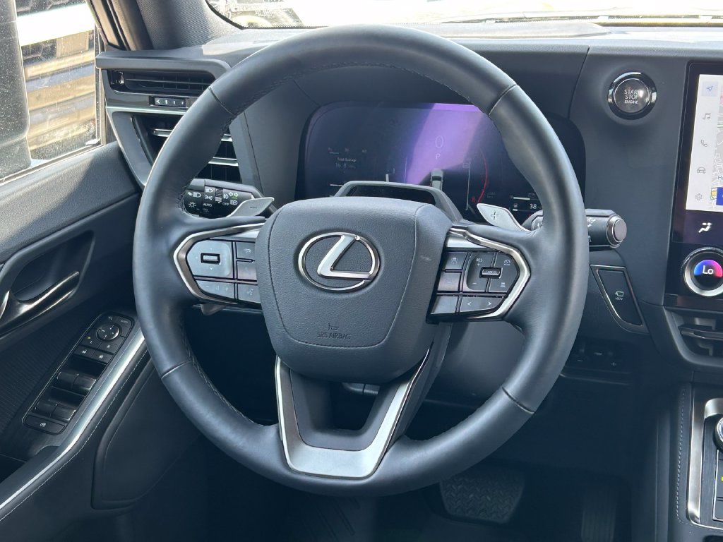 Used 2025 Lexus GX 550 w/ Accessory Package (2T) AWD/4WD image 45