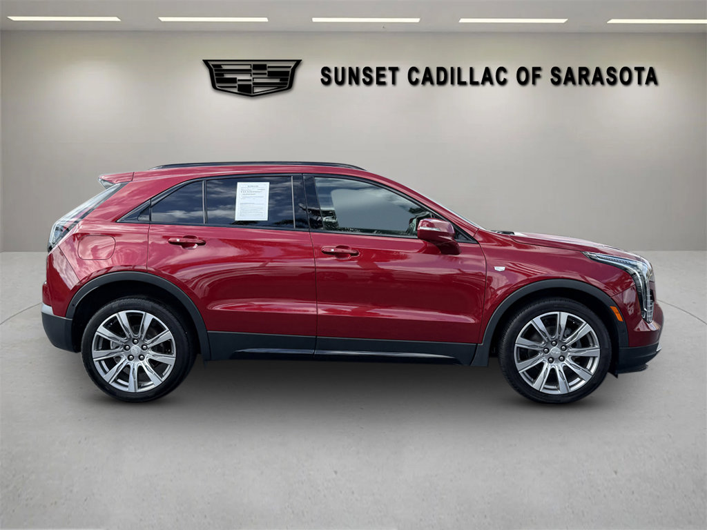 Used 2019 Cadillac XT4 Sport image 2