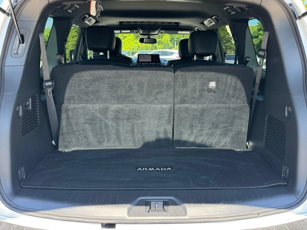 Used 2022 Nissan Armada SL w/ Midnight Edition Package AWD/4WD image 5