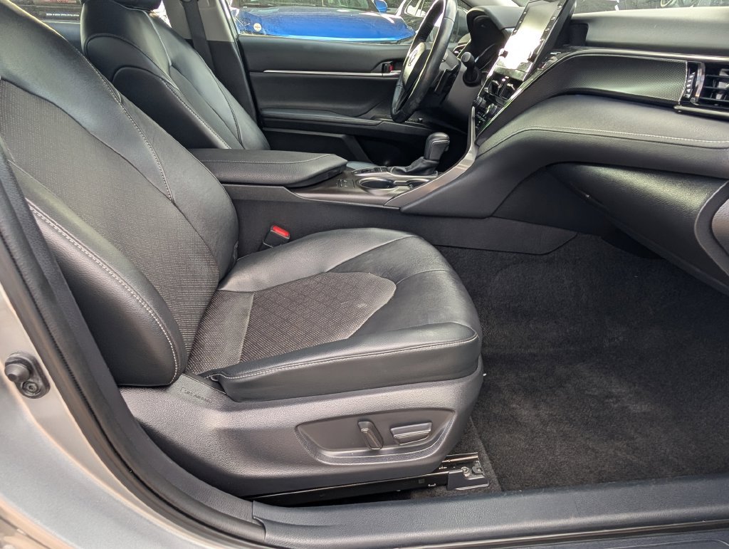Used 2022 Toyota Camry XSE AWD/4WD image 22