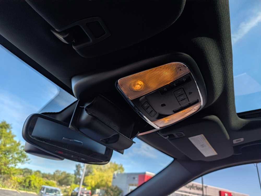 Used 2017 Jeep Grand Cherokee Overland AWD/4WD image 18