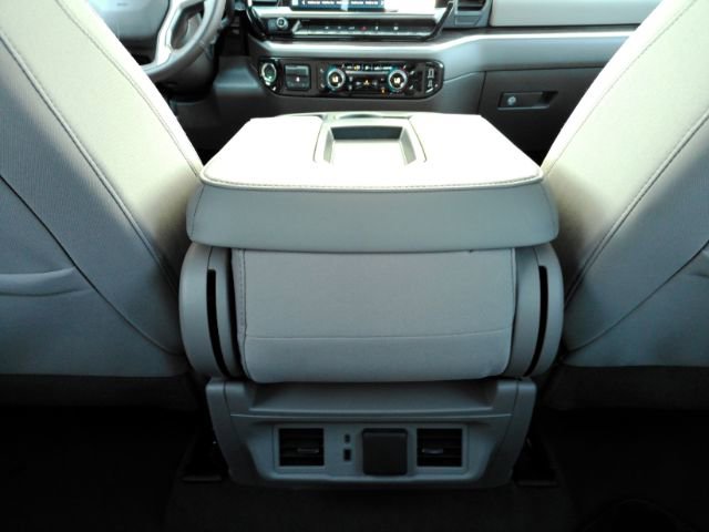 Used 2026 Chevrolet Silverado 1500 LT image 25