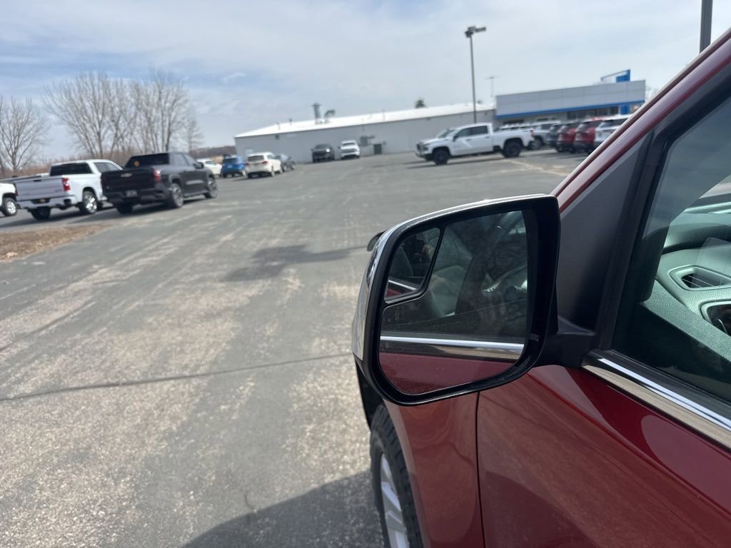 Used 2015 Chevrolet Colorado LT w/ Luxury Package image 3