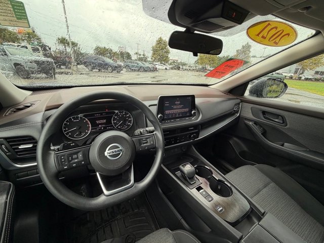 Certified 2021 Nissan Rogue S FWD image 17