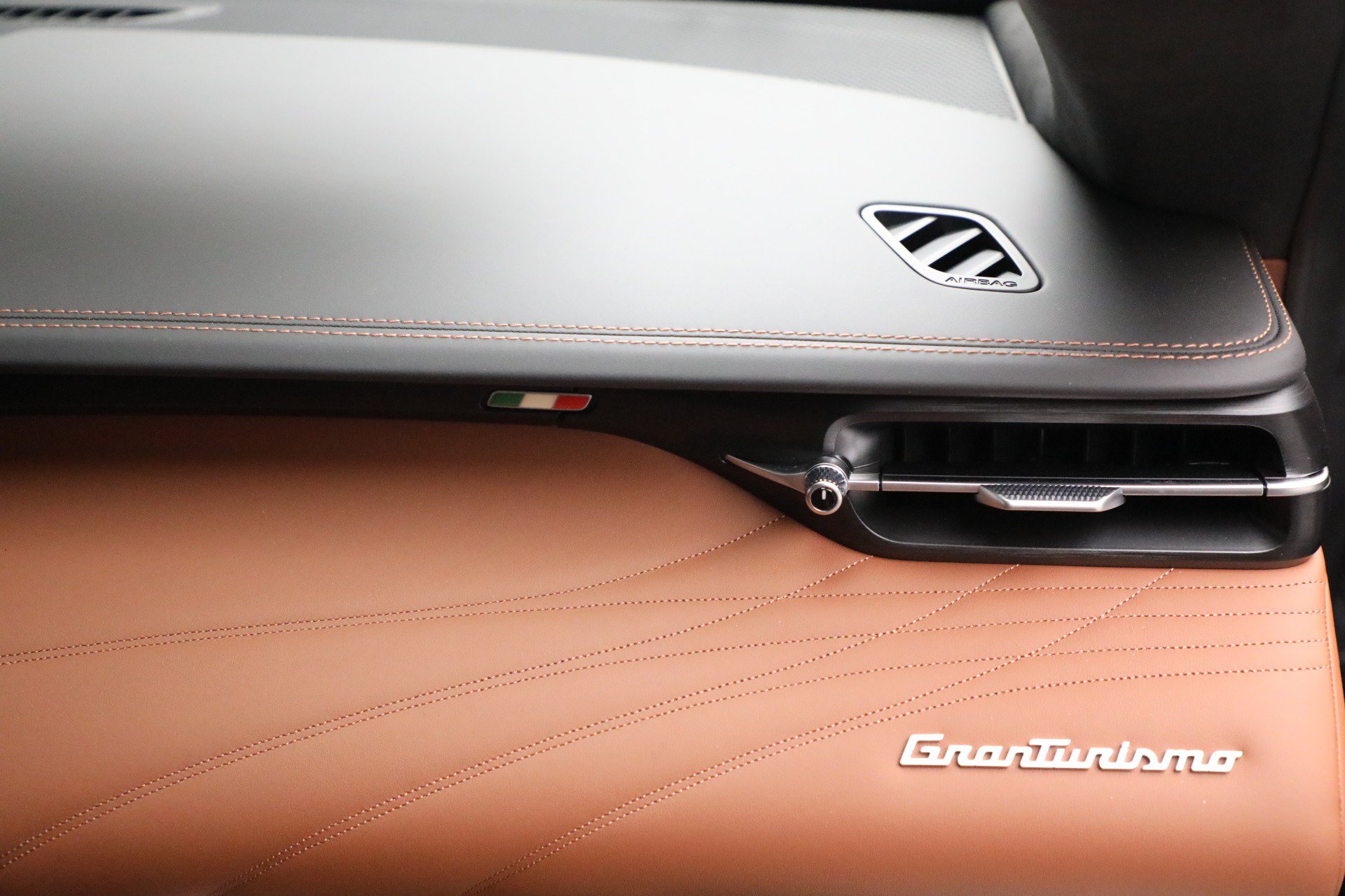 Certified 2024 Maserati GranTurismo Modena AWD/4WD image 23