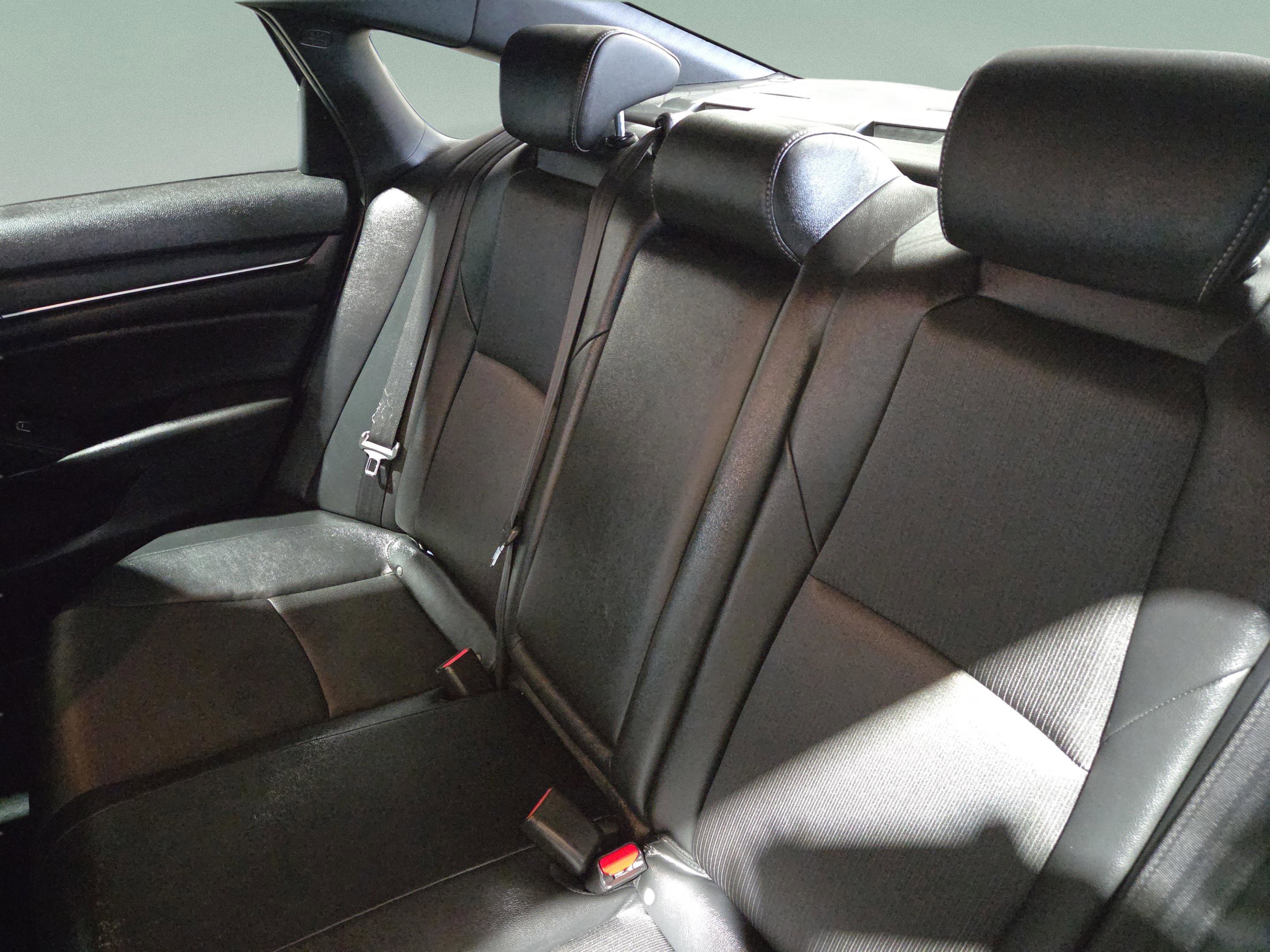 Used 2019 Honda Accord Sport image 27