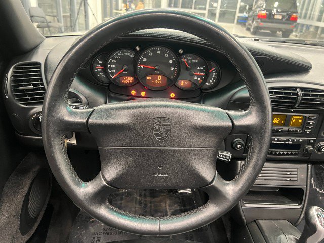 Used 2000 Porsche 911 Cabriolet image 23