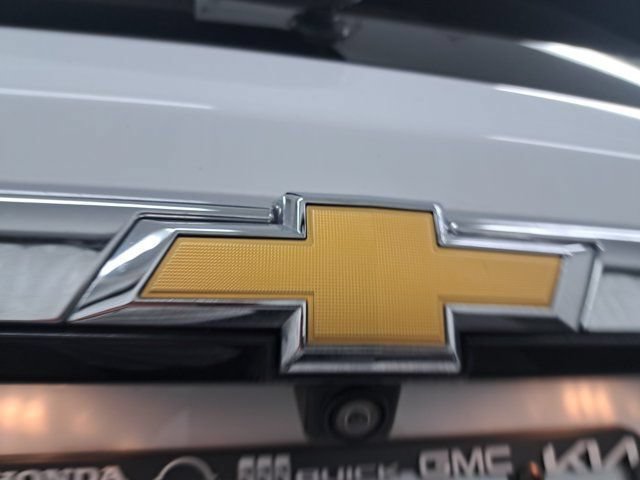 Used 2023 Chevrolet Traverse LT FWD image 8