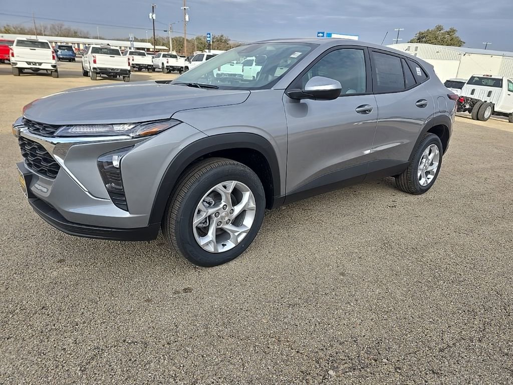 New 2026 Chevrolet Trax LS w/ LS Convenience Package