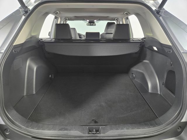 Used 2023 Toyota RAV4 XLE Premium image 26