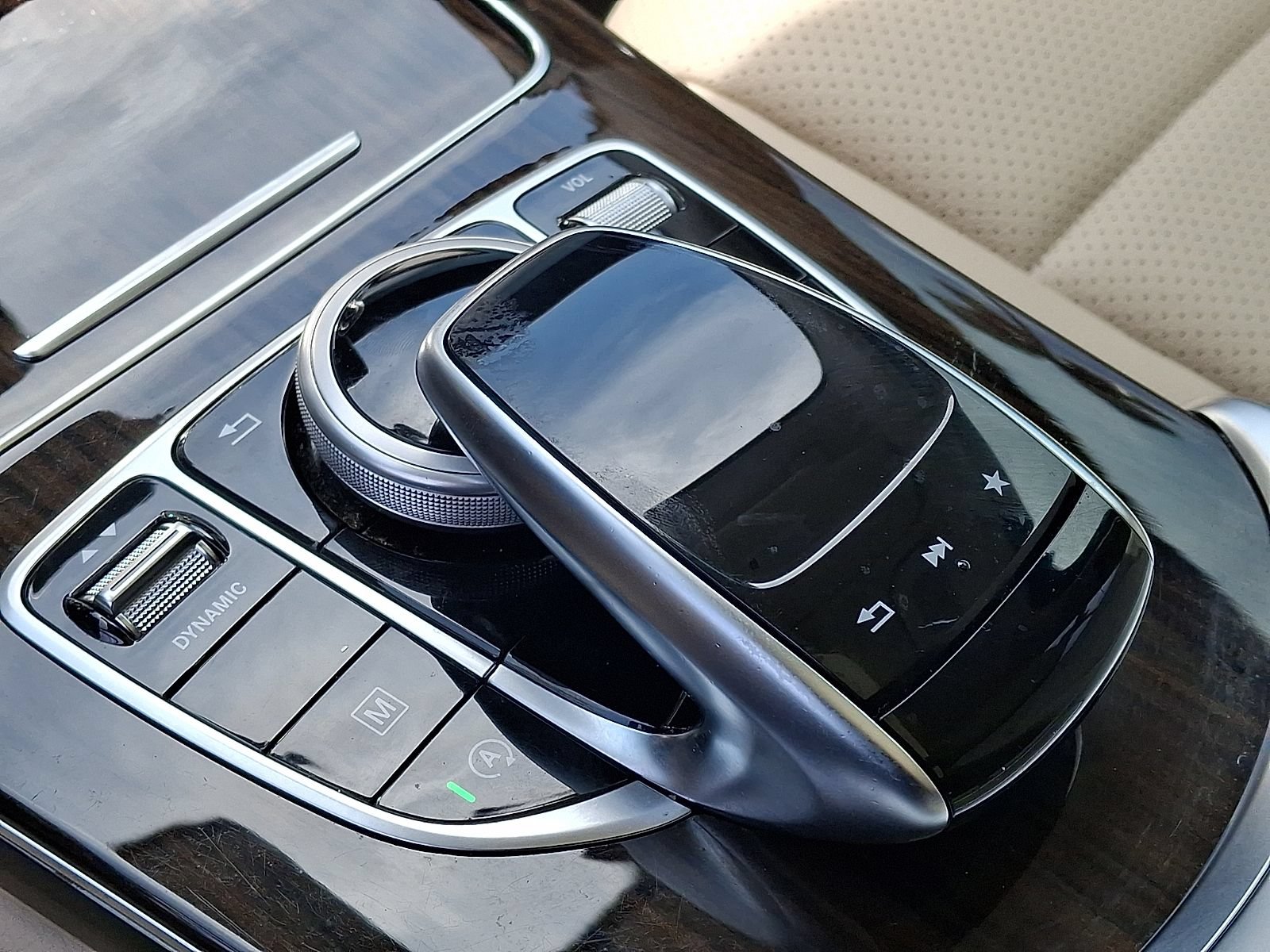 Certified 2018 Mercedes-Benz GLC 300 image 27