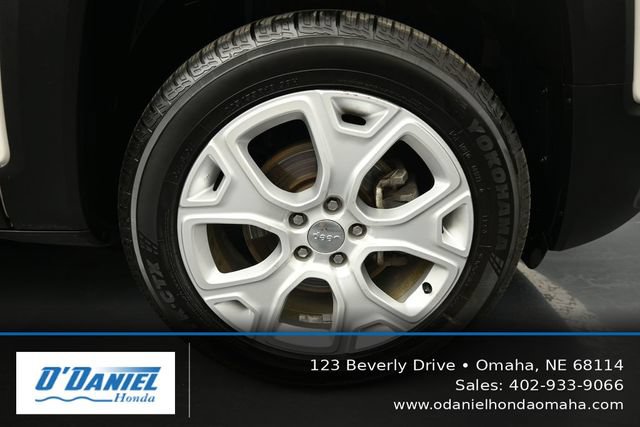 Used 2018 Jeep Renegade Limited AWD/4WD image 42