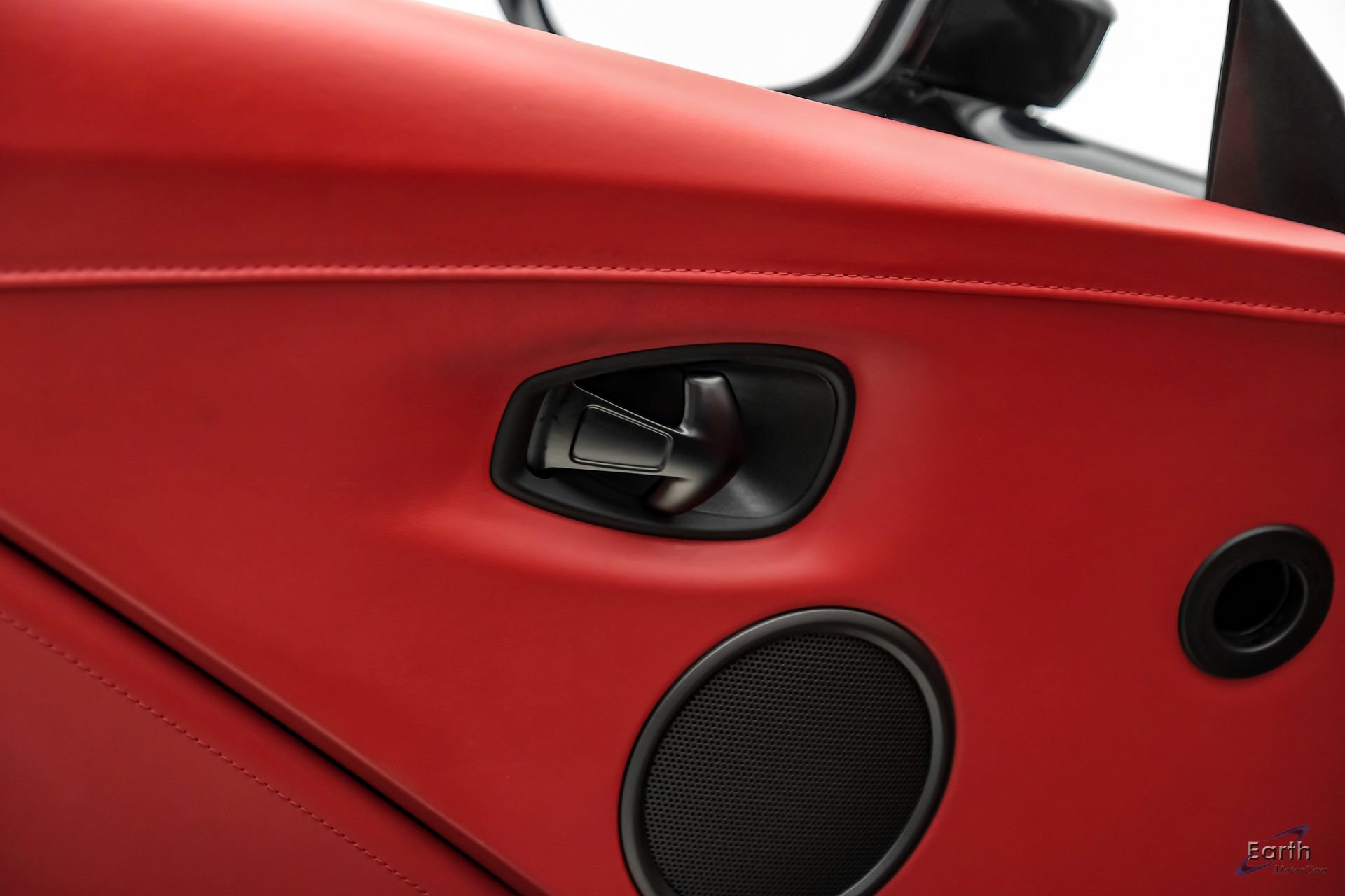 Used 2022 Aston Martin V8 Vantage Roadster RWD image 93