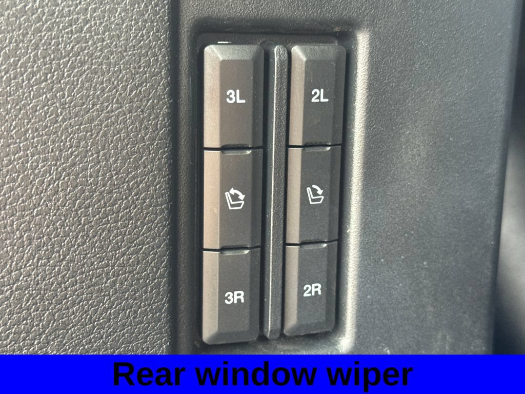 Used 2020 Ford Expedition XLT w/ Equipment Group 202A AWD/4WD image 26