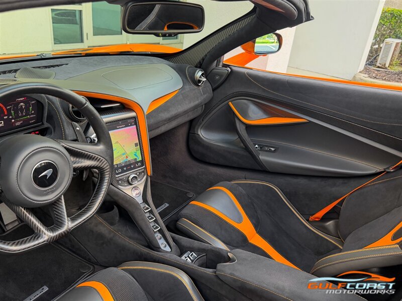 Used 2022 McLaren 720S Performance RWD image 16