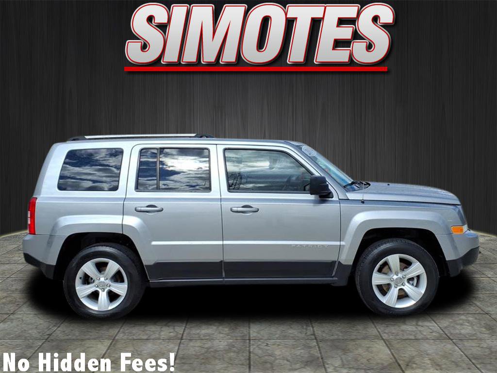 Used 2014 Jeep Patriot Limited w/ Sun/Sound Group image 2